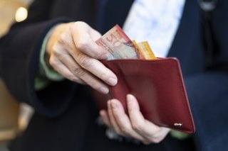 Les salaires étatiques et para-étatiques ont été augmentés de 0.8% en Valais en 2025.